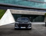 2023 BMW M760e xDrive Front Wallpapers 150x120 (51)