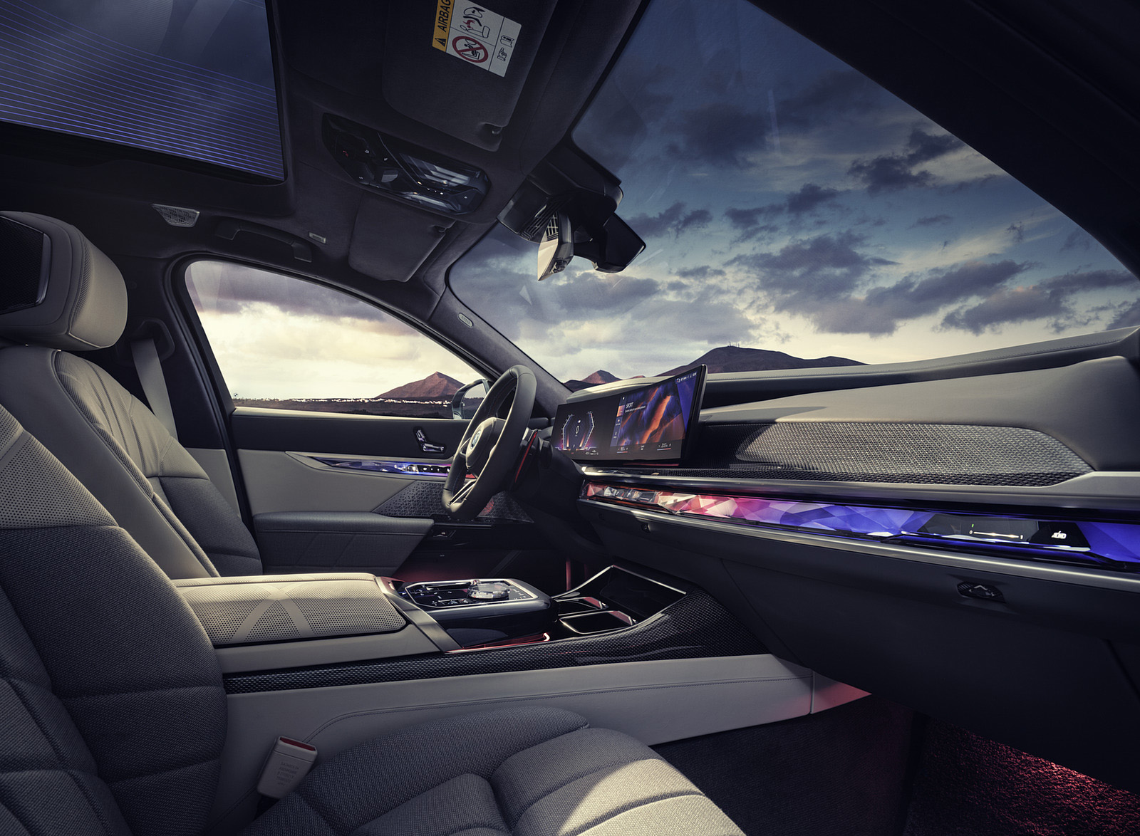 2023 BMW M760e xDrive Interior Detail Wallpapers  #31 of 71