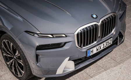 2023 BMW X7 Detail Wallpapers 450x275 (45)