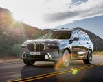 2023 BMW X7 Front Three-Quarter Wallpapers  150x120