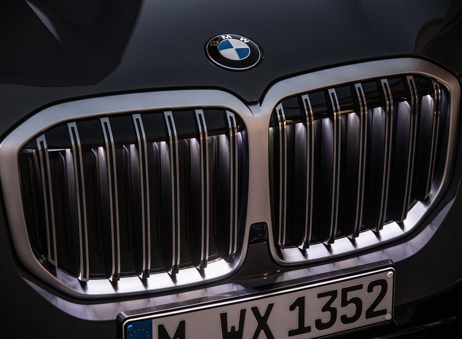 2023 BMW X7 Grille Wallpapers #47 of 77