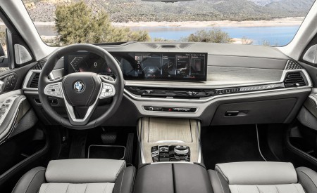 2023 BMW X7 Interior Cockpit Wallpapers 450x275 (56)
