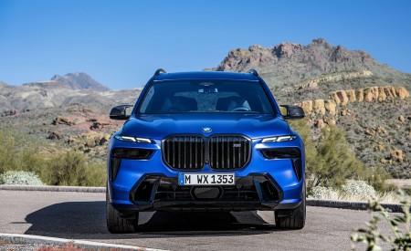 2023 BMW X7 M60i xDrive Front Wallpapers 450x275 (26)