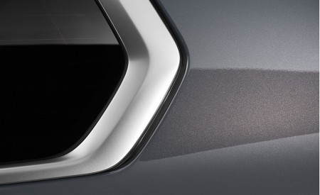 2023 BMW X7 xDrive40i Detail Wallpapers 450x275 (13)