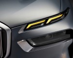 2023 BMW X7 xDrive40i Headlight Wallpapers  150x120 (9)