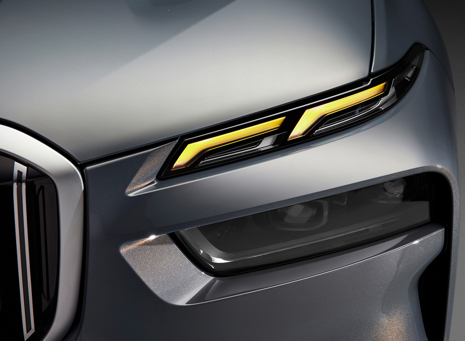 2023 BMW X7 xDrive40i Headlight Wallpapers  (9)