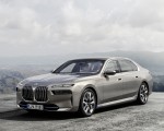 2023 BMW i7 xDrive60 Front Three-Quarter Wallpapers 150x120 (10)