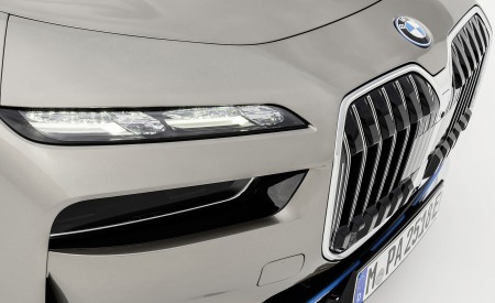 2023 BMW i7 xDrive60 Headlight Wallpapers 450x275 (33)