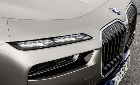 2023 BMW i7 xDrive60 Headlight Wallpapers  450x275 (34)