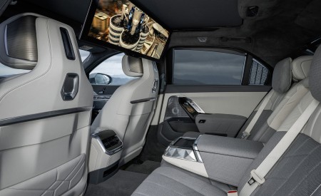 2023 BMW i7 xDrive60 Interior Rear Seats Wallpapers 450x275 (70)