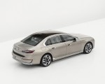 2023 BMW i7 xDrive60 Rear Three-Quarter Wallpapers 150x120 (23)