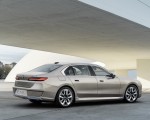 2023 BMW i7 xDrive60 Rear Three-Quarter Wallpapers 150x120 (20)