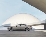 2023 BMW i7 xDrive60 Side Wallpapers 150x120 (21)