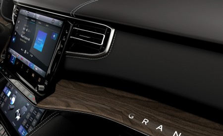 2023 Jeep Grand Wagoneer L Interior Detail Wallpapers 450x275 (110)