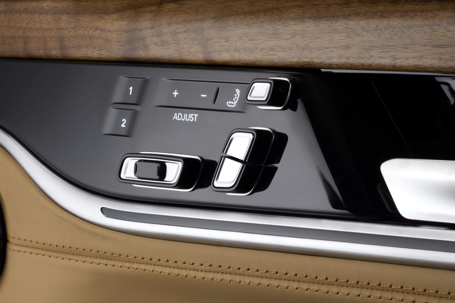 2023 Jeep Grand Wagoneer L Interior Detail Wallpapers  #80 of 147