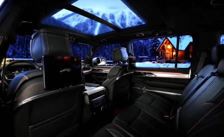 2023 Jeep Grand Wagoneer L Panoramic Roof Wallpapers 450x275 (97)