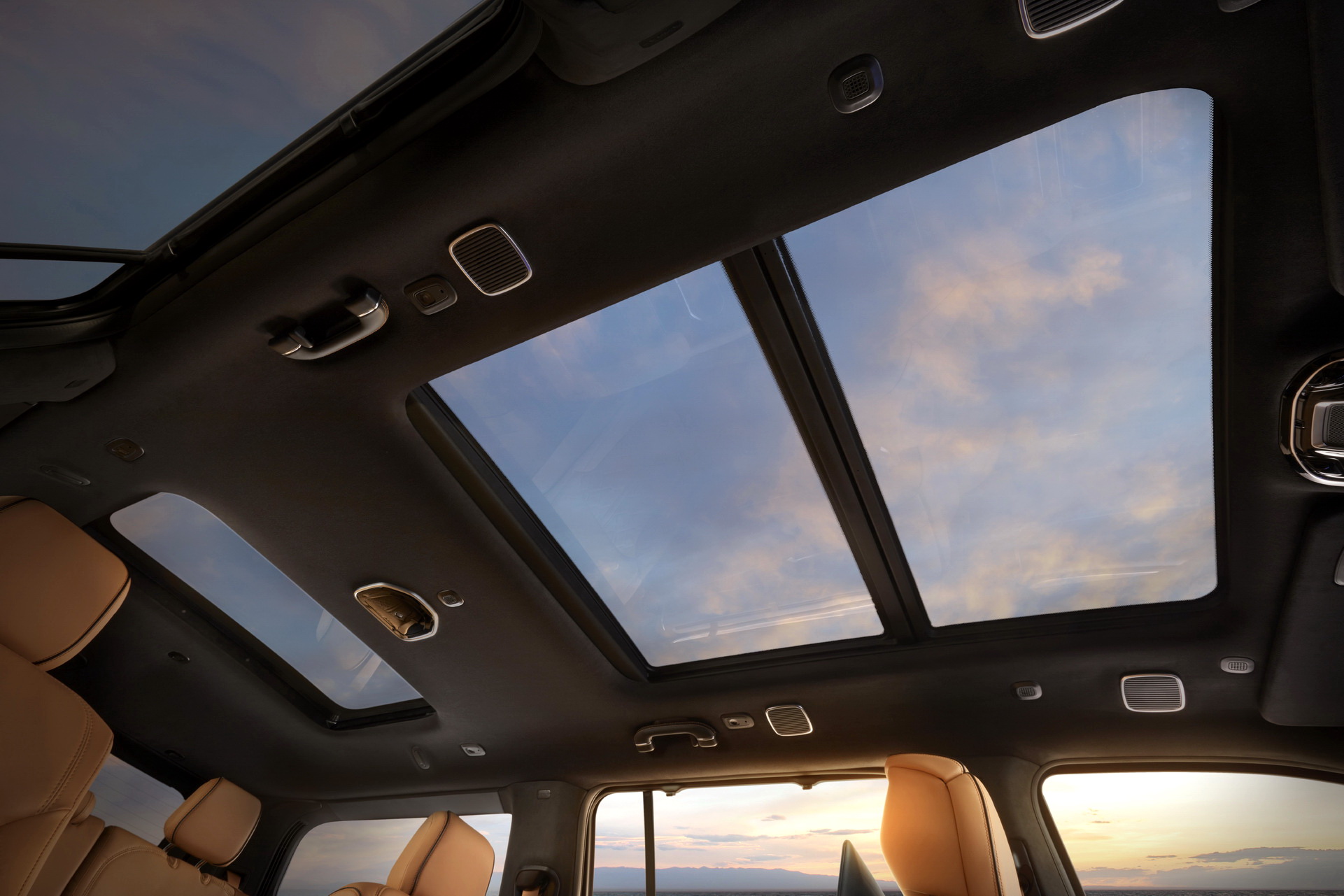 2023 Jeep Grand Wagoneer L Panoramic Roof Wallpapers #83 of 147