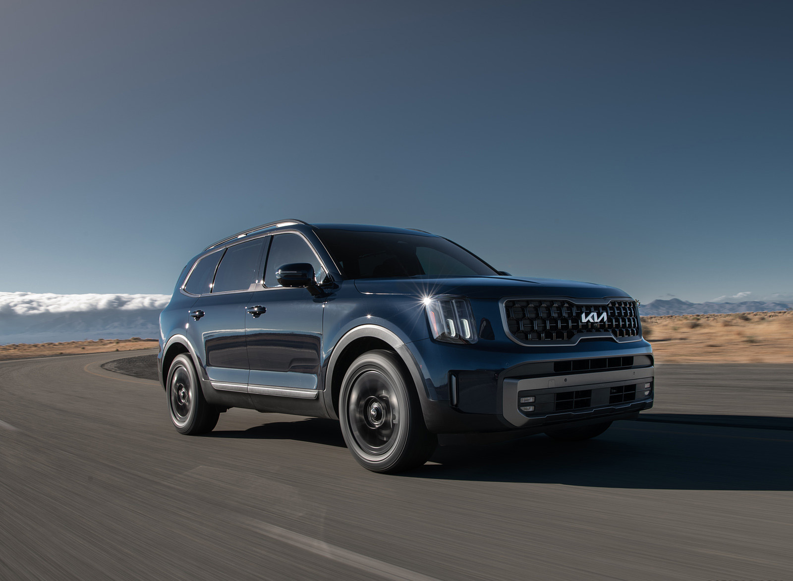 2023 Kia Telluride Front Three-Quarter Wallpapers (1). Download Wallpaper