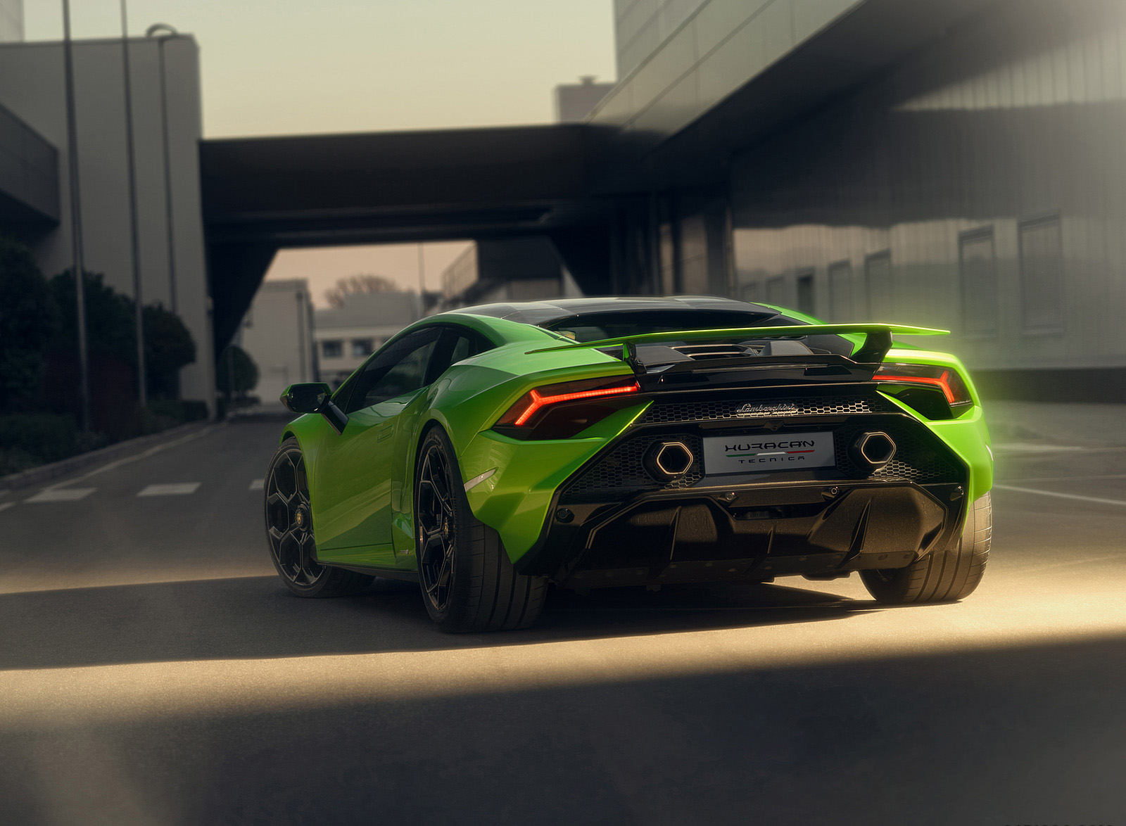 2023 Lamborghini Huracán Tecnica Rear Wallpapers #10 of 241