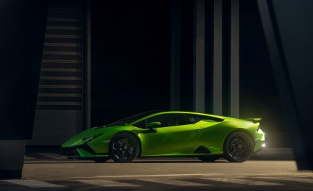 2023 Lamborghini Huracán Tecnica Side Wallpapers 450x275 (11)