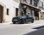 2023 MINI Cooper S Convertible Resolute Edition Front Three-Quarter Wallpapers 150x120 (18)
