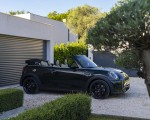 2023 MINI Cooper S Convertible Resolute Edition Front Three-Quarter Wallpapers 150x120 (37)