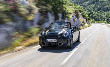 2023 MINI Cooper S Convertible Resolute Edition Front Wallpapers 450x275 (12)