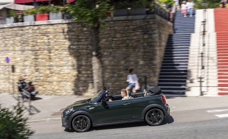 2023 MINI Cooper S Convertible Resolute Edition Side Wallpapers 450x275 (32)