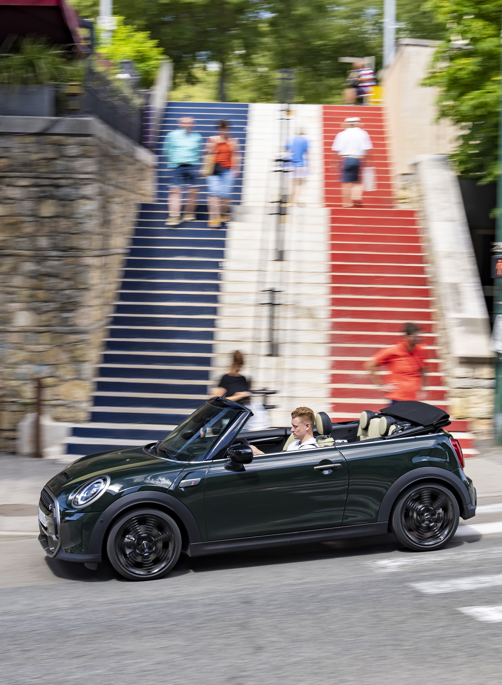 2023 MINI Cooper S Convertible Resolute Edition Side Wallpapers  #27 of 67