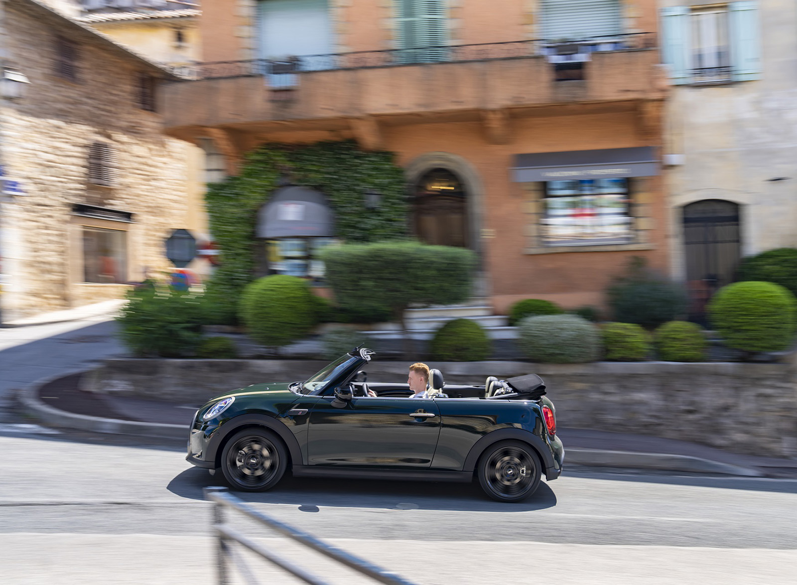 2023 MINI Cooper S Convertible Resolute Edition Side Wallpapers #29 of 67