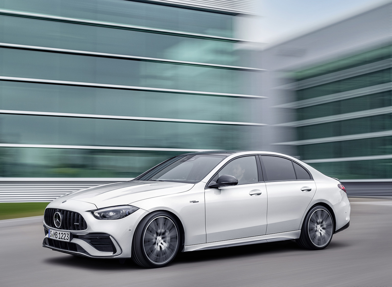 2023 Mercedes-AMG C 43 4MATIC (Color: Opalite White) Front Three-Quarter Wallpapers (7)