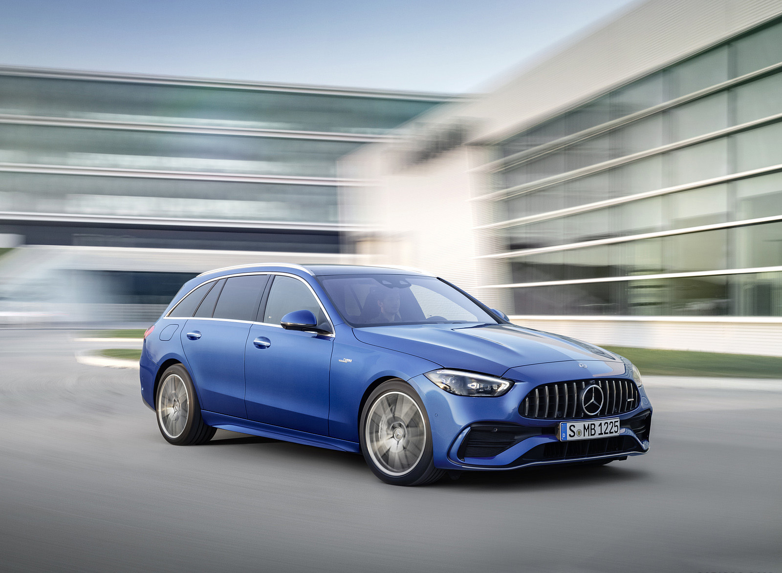 2023 Mercedes-AMG C 43 Estate 4MATIC T-Modell (Color: Spectral Blue) Front Three-Quarter Wallpapers (9)