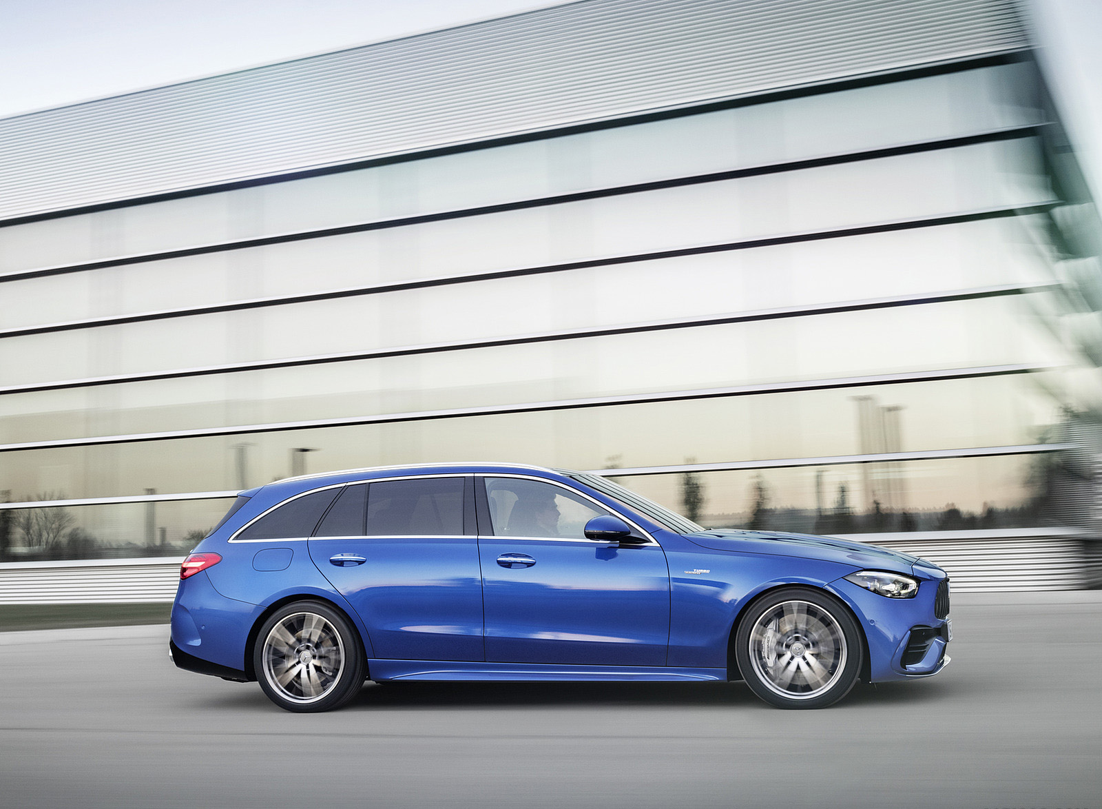 2023 Mercedes-AMG C 43 Estate 4MATIC T-Modell (Color: Spectral Blue) Side Wallpapers #12 of 29