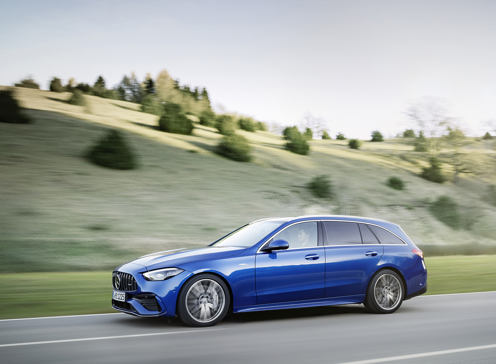 2023 Mercedes-AMG C 43 Estate 4MATIC T-Modell (Color: Spectral Blue) Side Wallpapers (4)