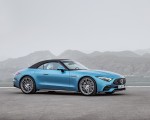 2023 Mercedes-AMG SL 43 (Color: Hyperblue Metallic) Front Three-Quarter Wallpapers 150x120 (19)
