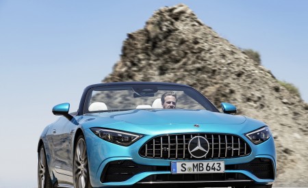 2023 Mercedes-AMG SL 43 (Color: Hyperblue Metallic) Front Wallpapers 450x275 (7)