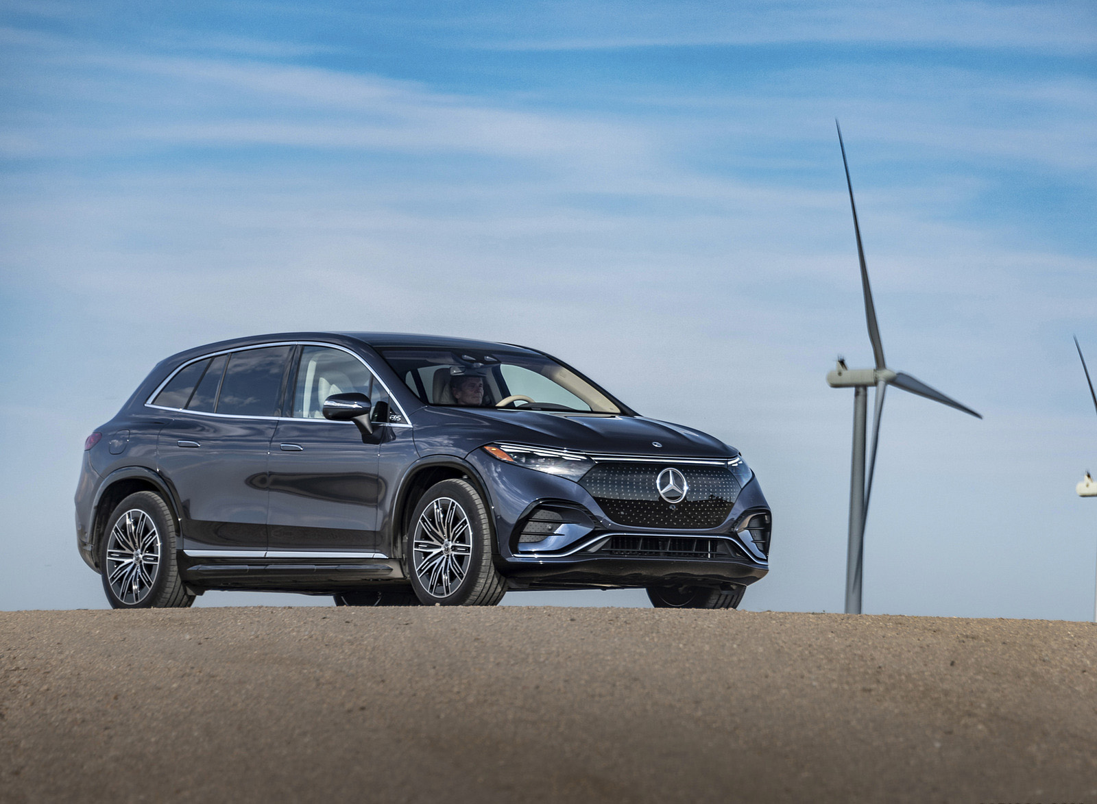 2023 Mercedes-Benz EQS SUV 580 4MATIC AMG Line (Color: Sodalite Blue) Front Three-Quarter Wallpapers #182 of 212