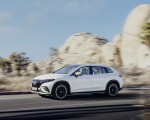 2023 Mercedes-Benz EQS SUV AMG Line (Color: Diamond White) Front Three-Quarter Wallpapers 150x120 (4)