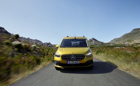 2023 Mercedes-Benz T-Class (Color: Limonite Yellow Metallic) Front Wallpapers 450x275 (3)