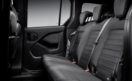 2023 Mercedes-Benz T-Class Interior Rear Seats Wallpapers 450x275 (43)