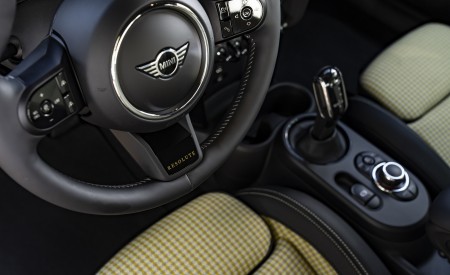2023 Mini Cooper S Resolute Edition Interior Steering Wheel Wallpapers 450x275 (57)