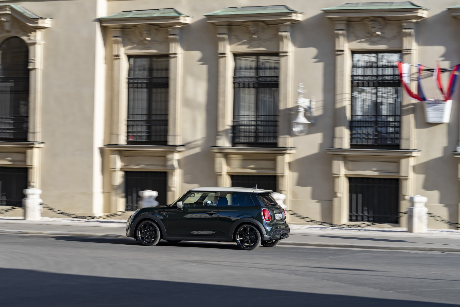 2023 Mini Cooper S Resolute Edition Side Wallpapers  #32 of 58