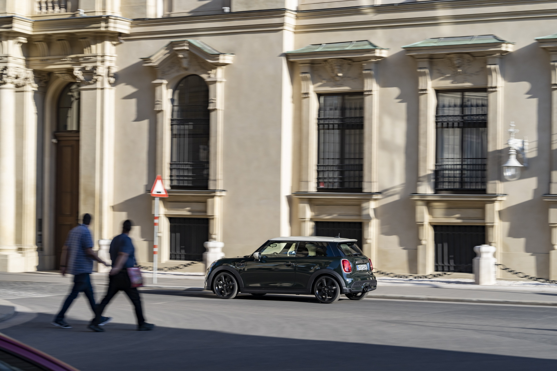 2023 Mini Cooper S Resolute Edition Side Wallpapers  #33 of 58