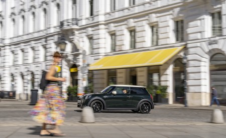 2023 Mini Cooper S Resolute Edition Side Wallpapers 450x275 (5)