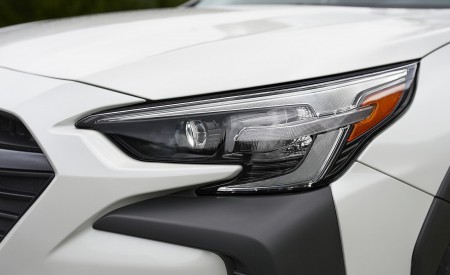 2023 Subaru Outback Headlight Wallpapers 450x275 (4)