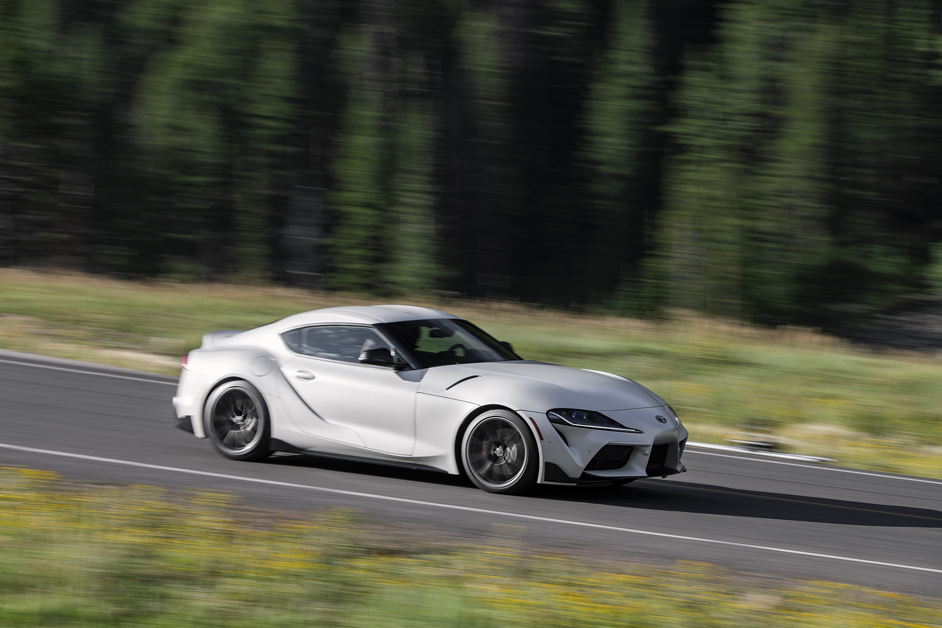 2023 Toyota GR Supra A91-MT Edition (Color: Burnout) Front Three-Quarter Wallpapers #54 of 153