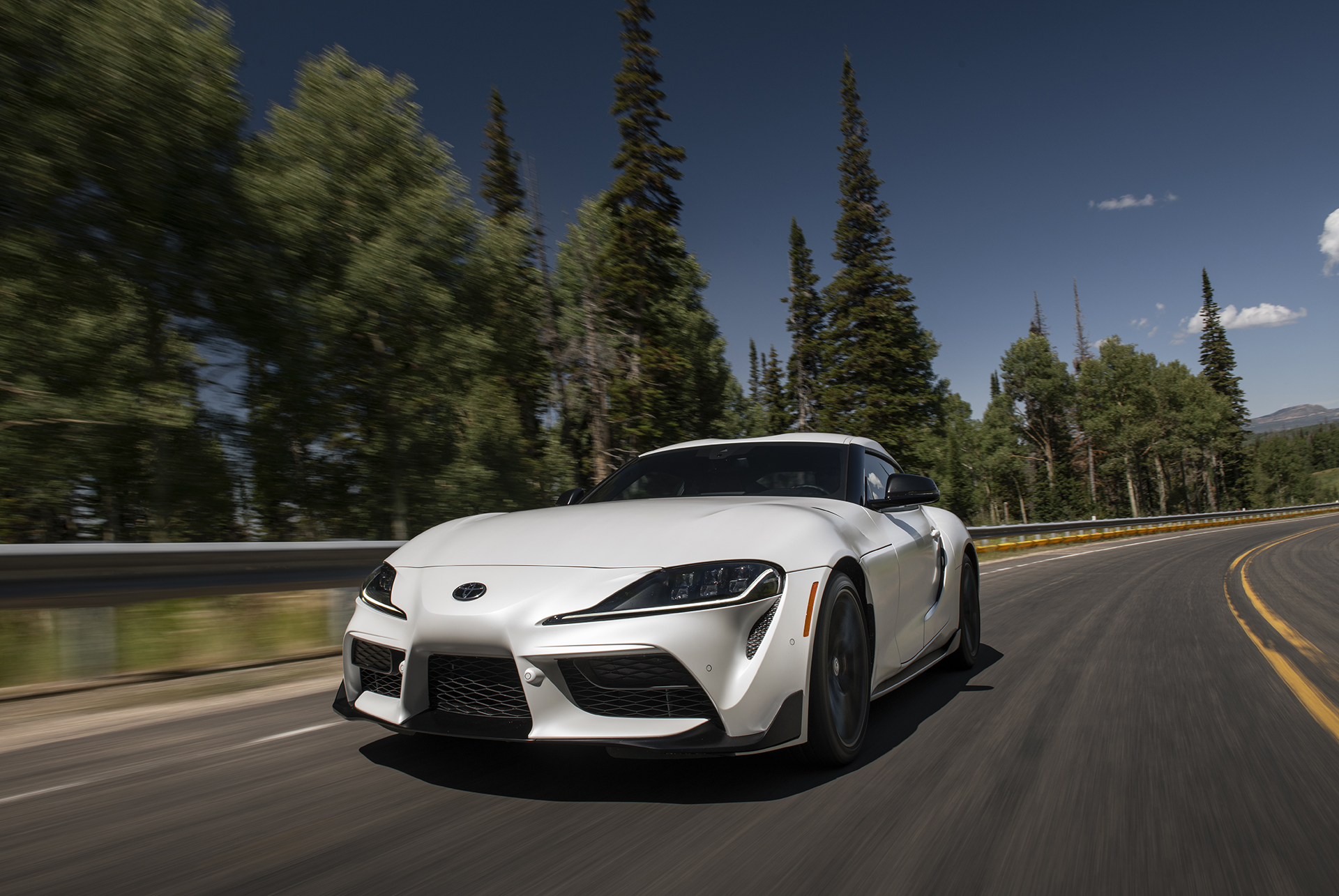 2023 Toyota GR Supra A91-MT Edition (Color: Burnout) Front Three-Quarter Wallpapers #47 of 153