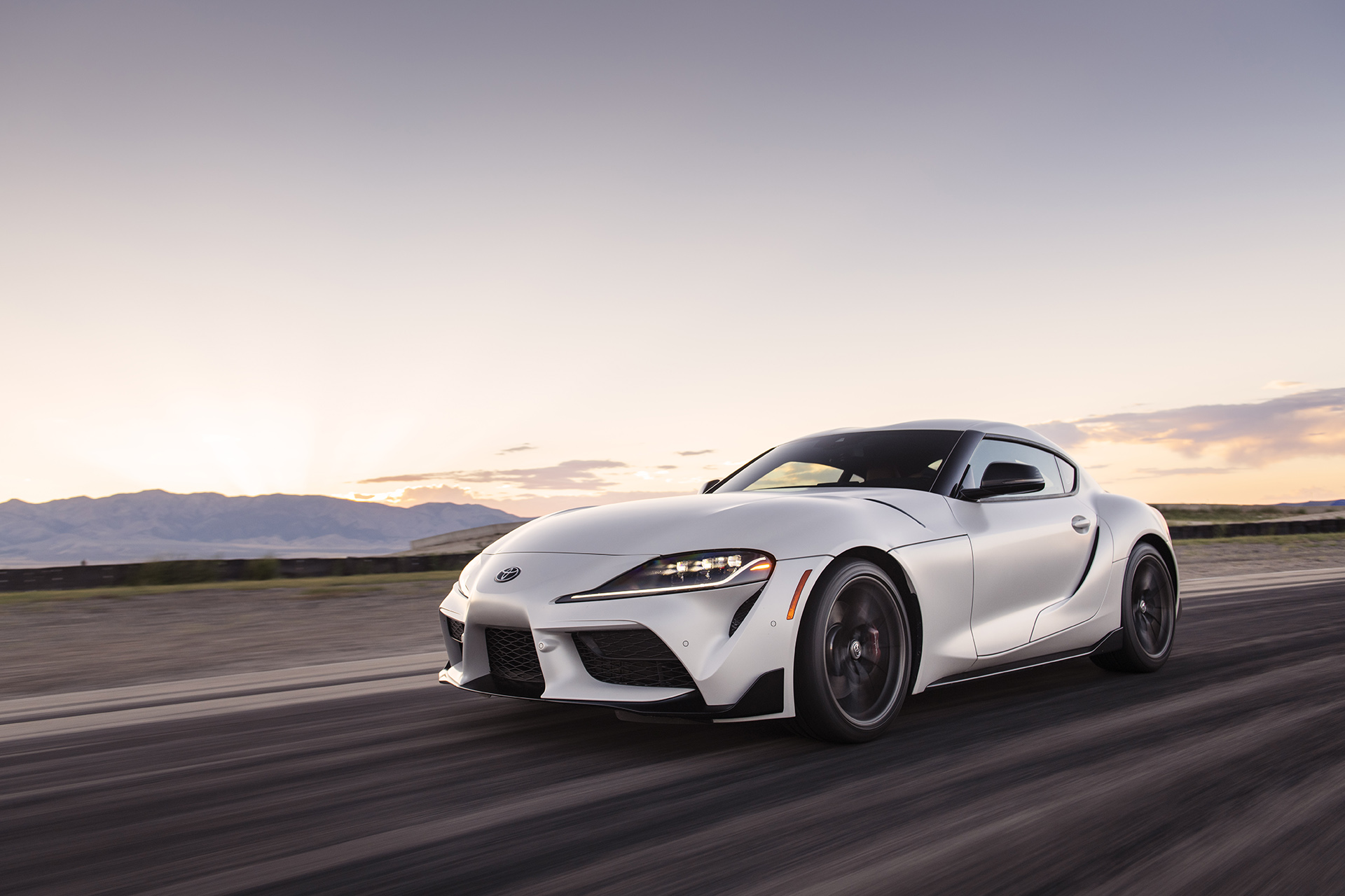 2023 Toyota GR Supra A91-MT Edition (Color: Burnout) Front Three-Quarter Wallpapers #3 of 153