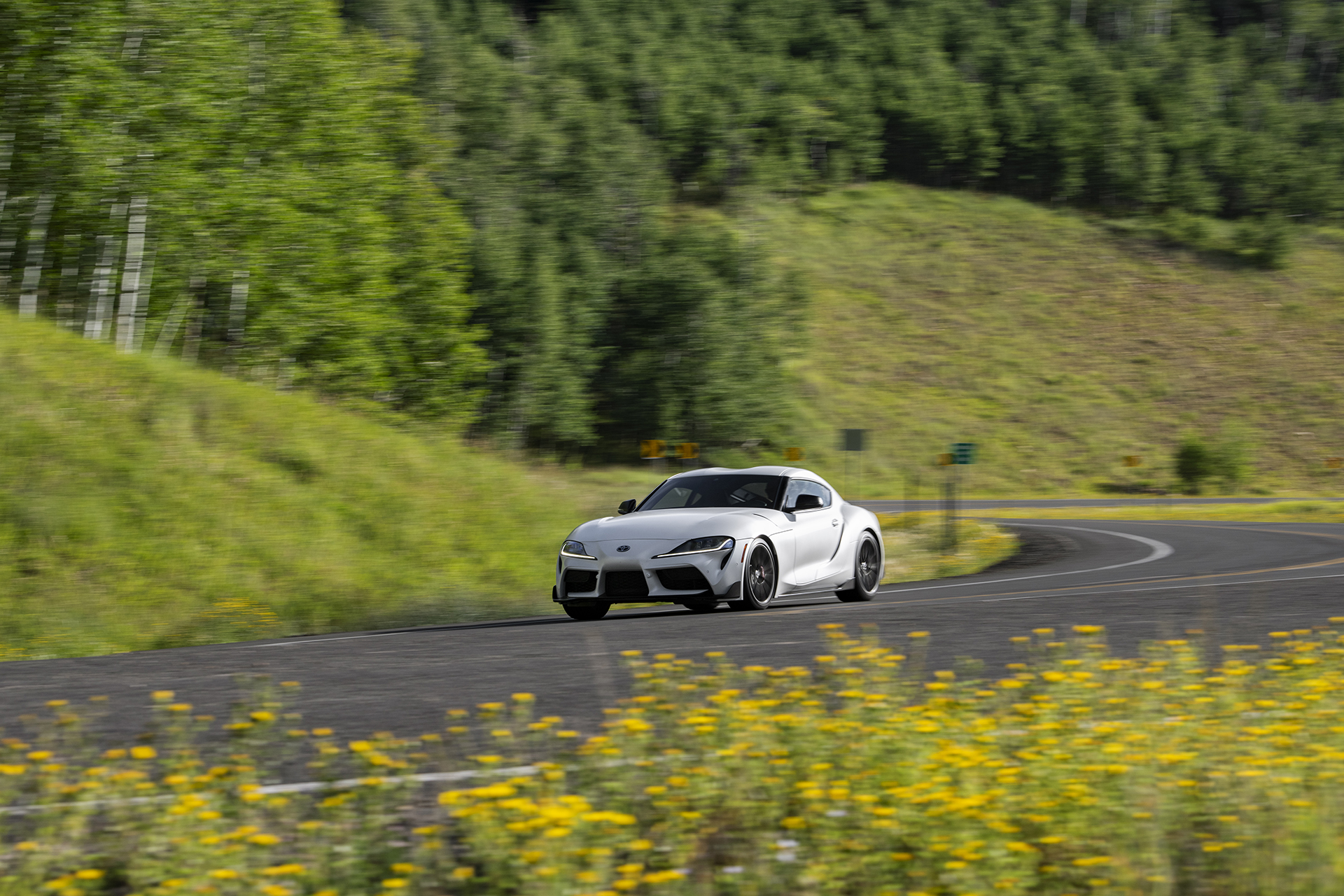 2023 Toyota GR Supra A91-MT Edition (Color: Burnout) Front Three-Quarter Wallpapers #56 of 153
