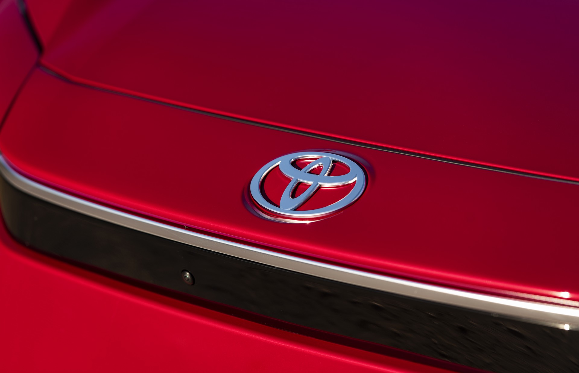 2023 Toyota bZ4X Limited AWD (Color: Supersonic Red) Badge Wallpapers #48 of 226